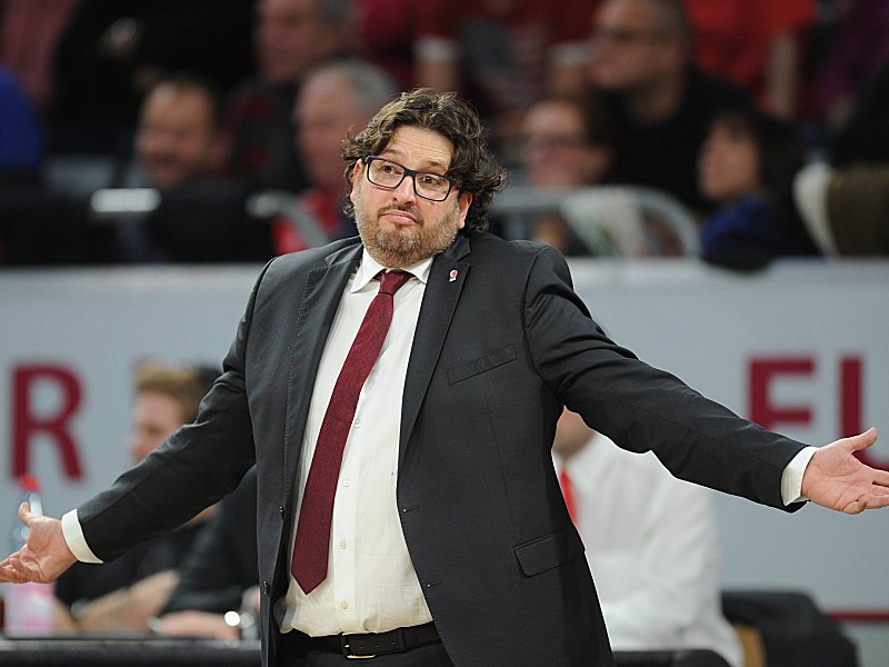 17.12.2015 - Basketball - Saison 2015 2016 - Euroleague - 10. Spieltag: Brose Baskets Bamberg - Dinamo Sassari - / HMI - Andrea Trinchieri (Trainer Coach Headcoach Brose Baskets Bamberg) 17 12 2015 Basketball Season 2015 2016 Euro League 10 Matchday Brose Baskets Bamberg Dinamo Sassari HMI Andrea Trinchieri team manager Coach Head Coach Brose Baskets Bamberg