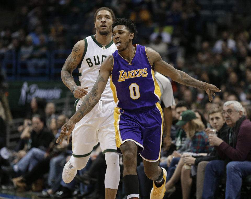 Nick Young vs Michael Beasley nba 14/2/2017