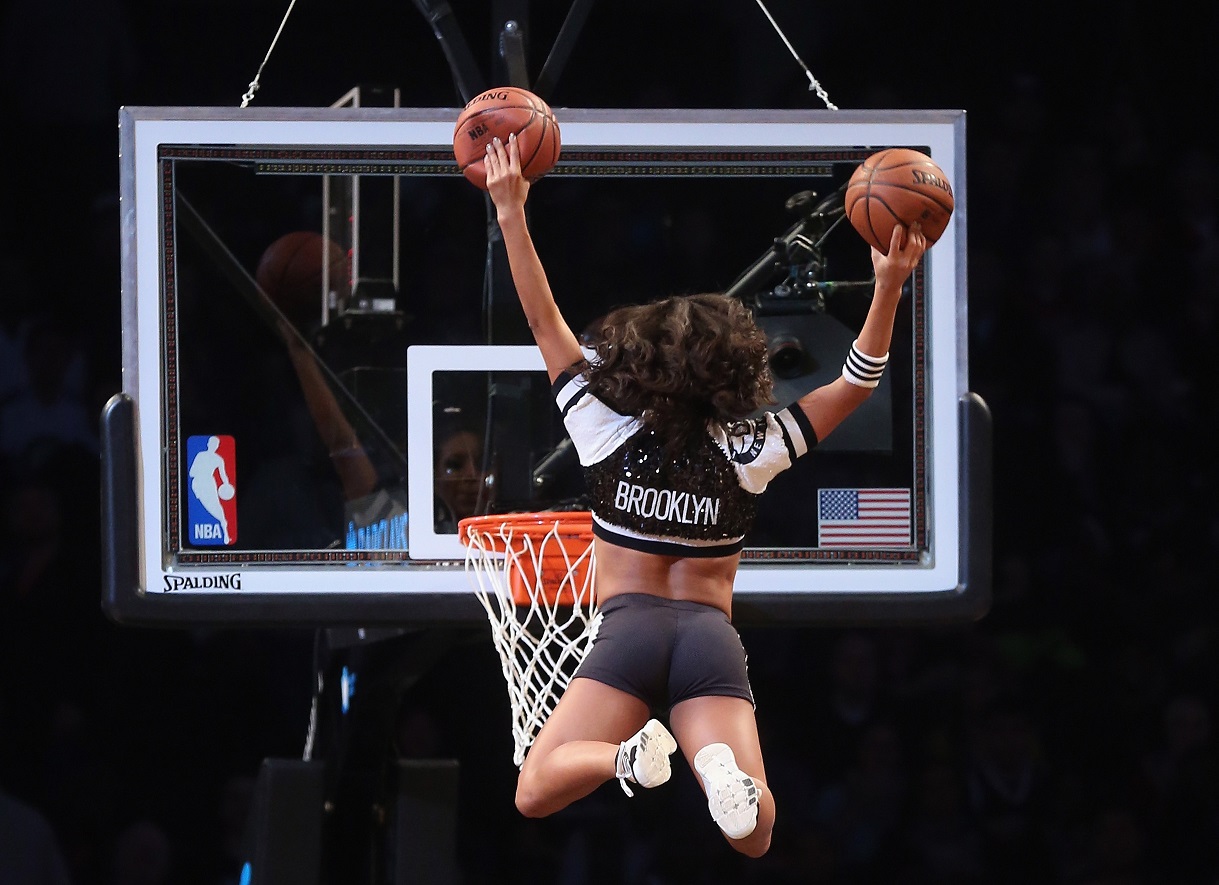 Los Angeles Clippers v Brooklyn Nets